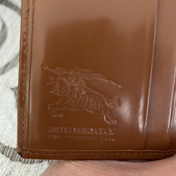 Burberry wallet - Picture 10 of 16
